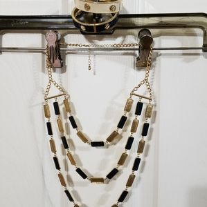 NY&Co. Necklace & bracelet set